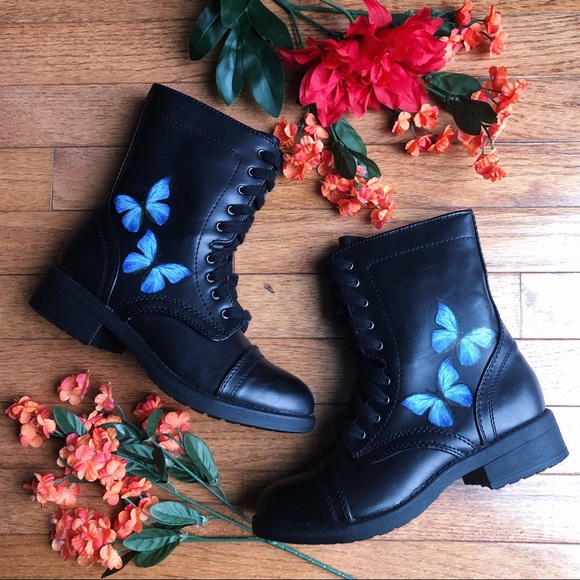 Arizona Jean Company Shoes - Butterfly boots